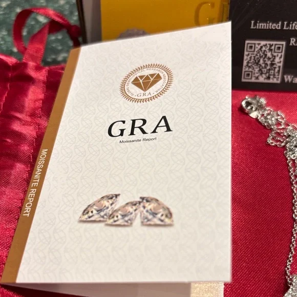 Dazzling Silver, Moissanite diamond Pendant Necklace - Picture 4 of 6